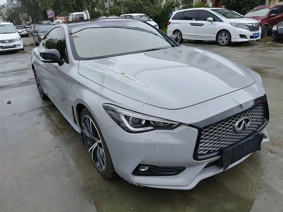 Infiniti Q60