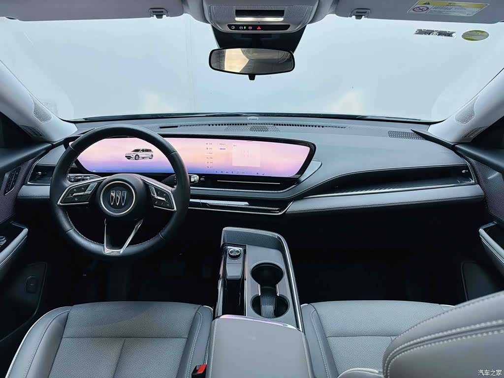 Buick E5, 2025 10