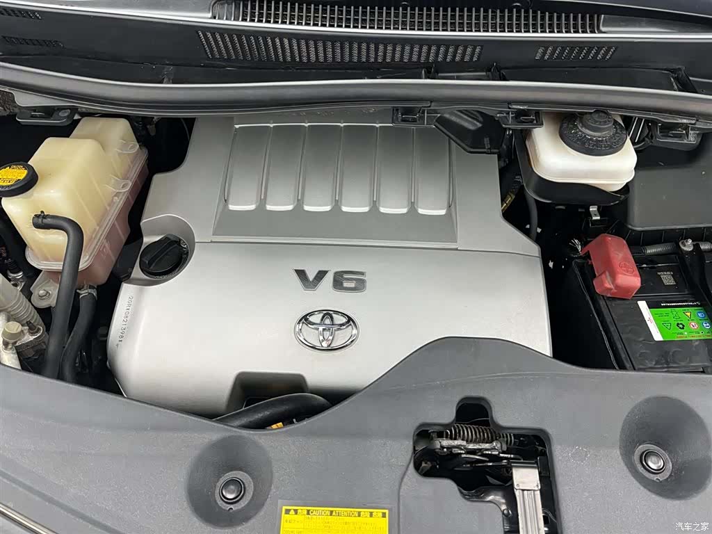 Toyota Alphard, 2011 25