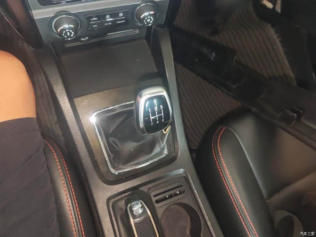 Zotye Z360, 2018 14