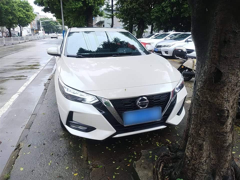 Nissan Xuan Yi Nissan Xuan Yi