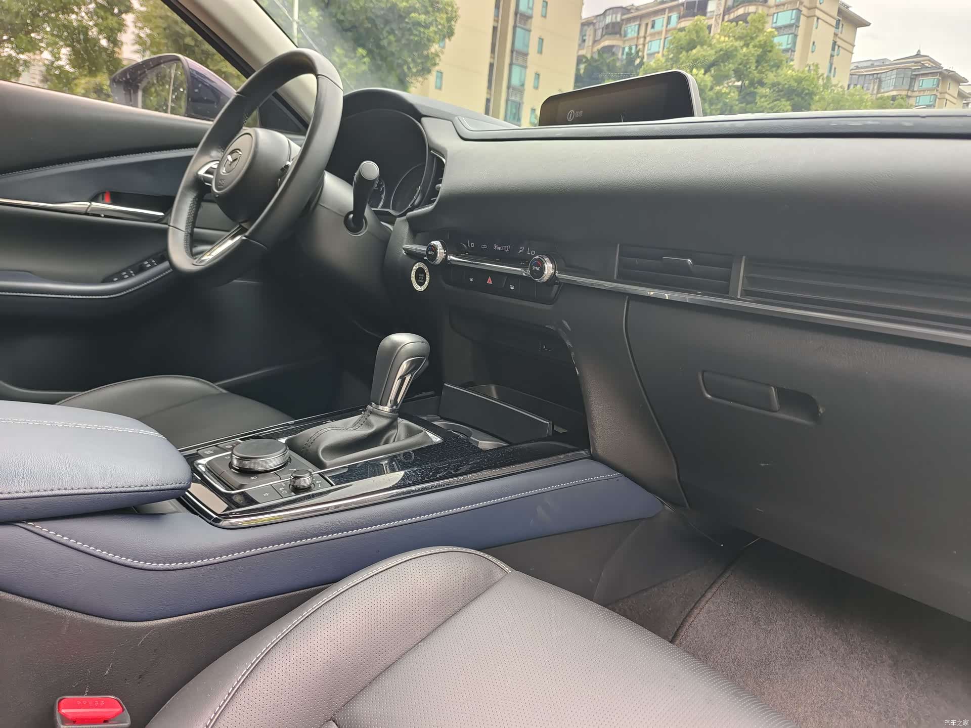 Mazda CX-30, 2024 9