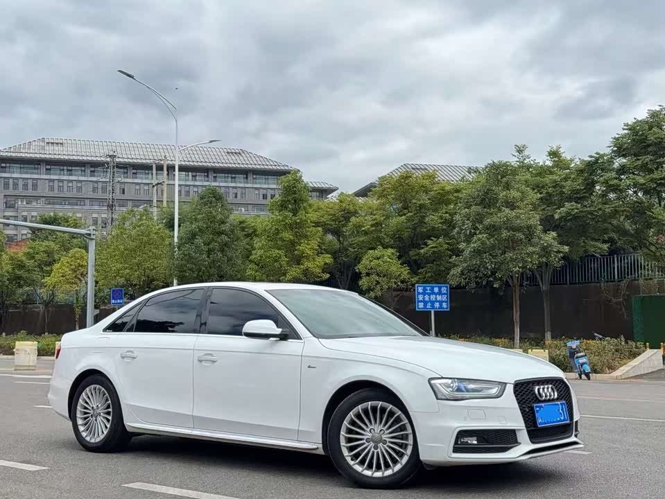 Audi A4L