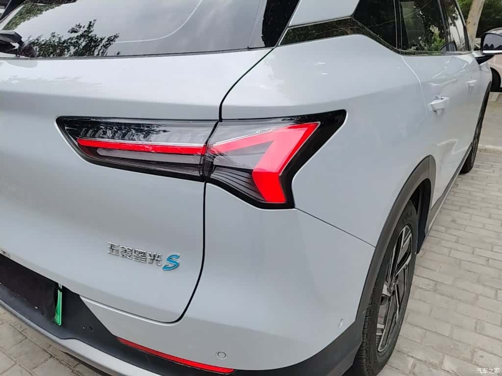 Wuling Starlight, 2025 8
