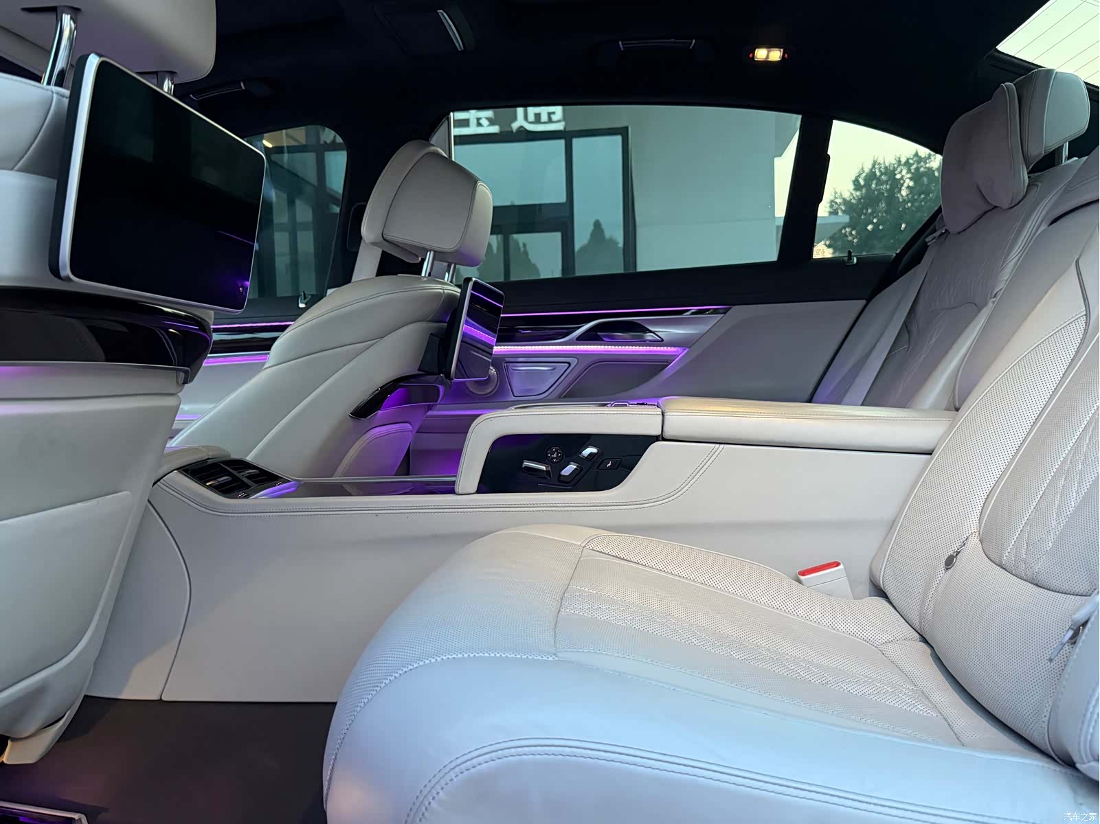 BMW 7 Series, 2015 8