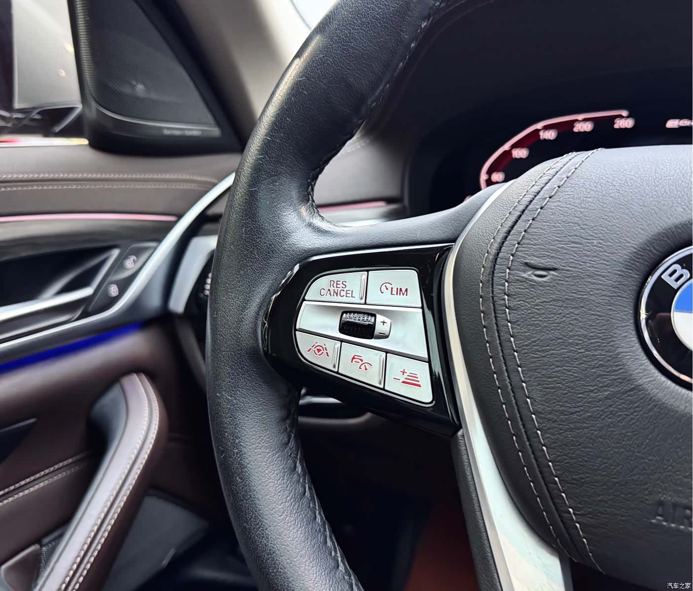 BMW 5 Series, 2019 22
