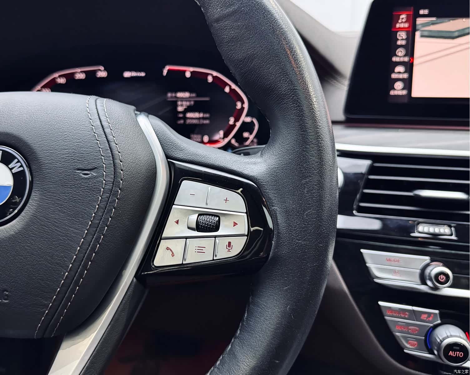 BMW 5 Series, 2019 23