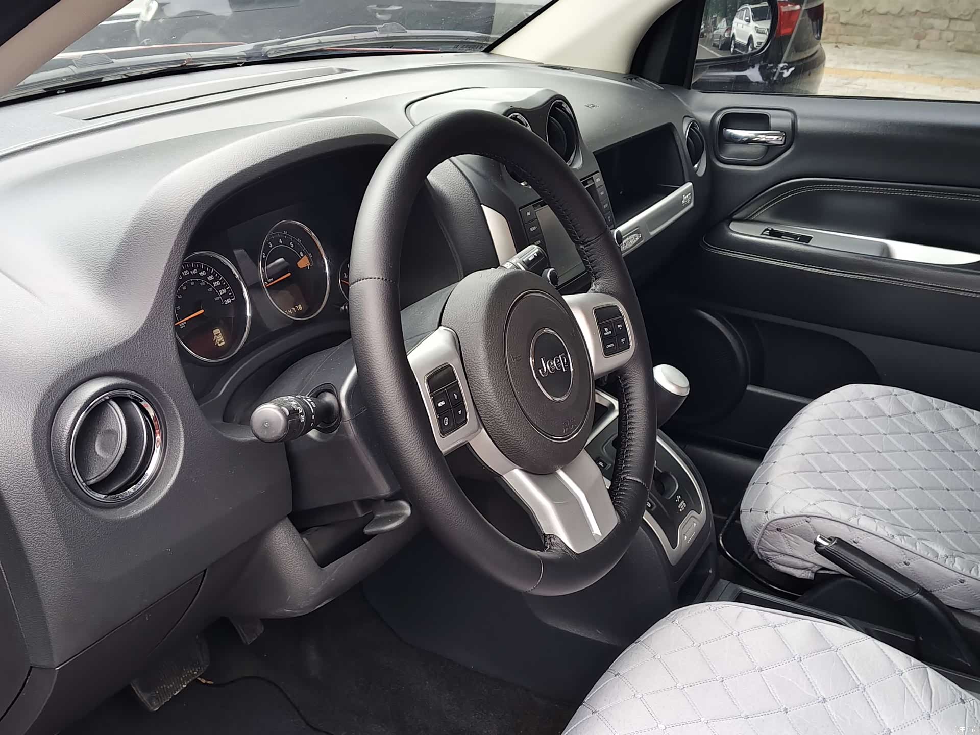 Jeep Compass, 2013 8