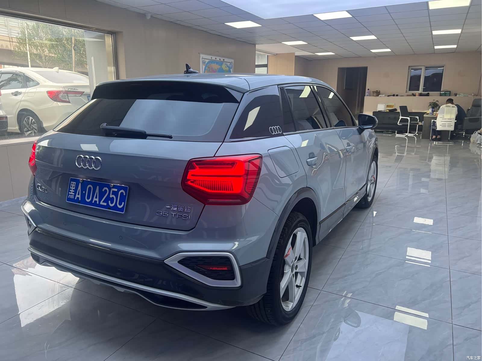 Audi Q2L, 2022 6