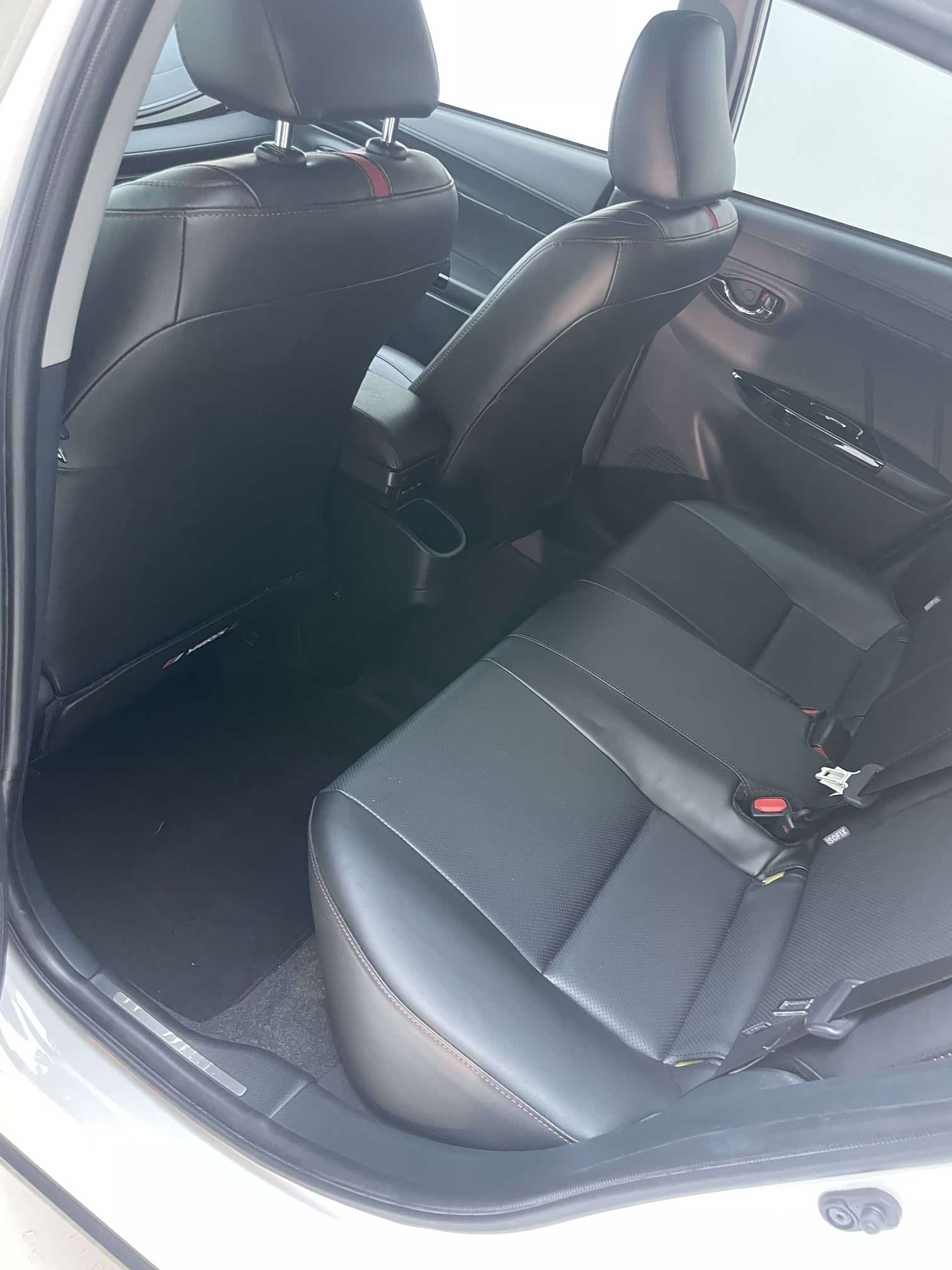 Toyota YARiS L, 2023 17