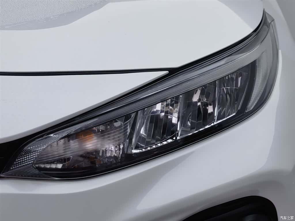 Toyota Wildlander, 2023 7