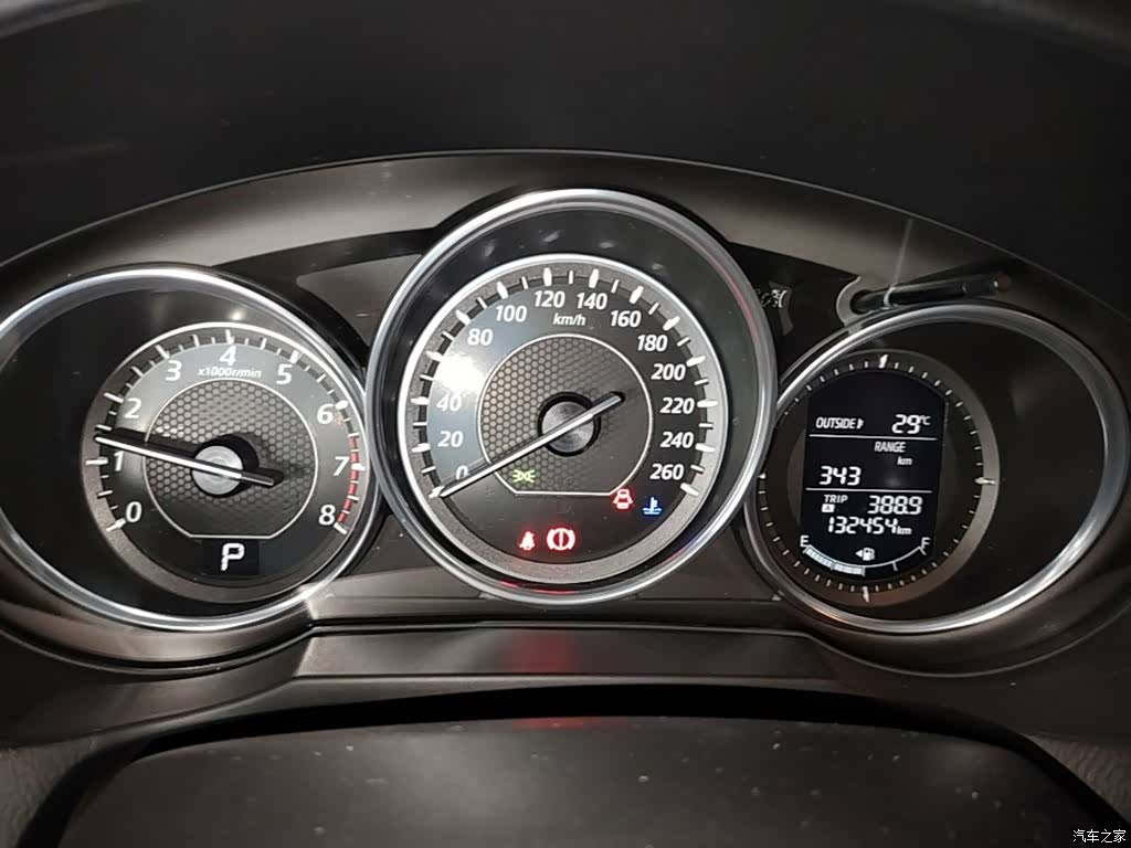 Mazda Atenza, 2016 12
