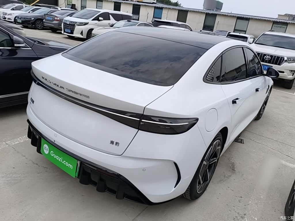 BYD Seal, 2022 7