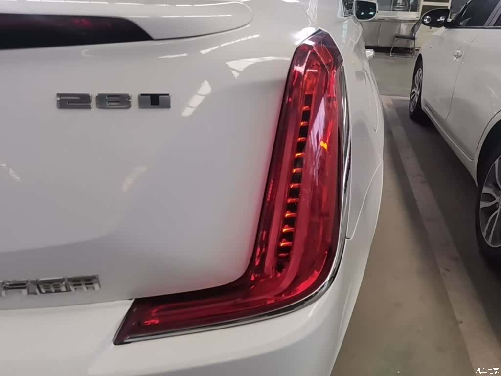 Cadillac XTS, 2018 8