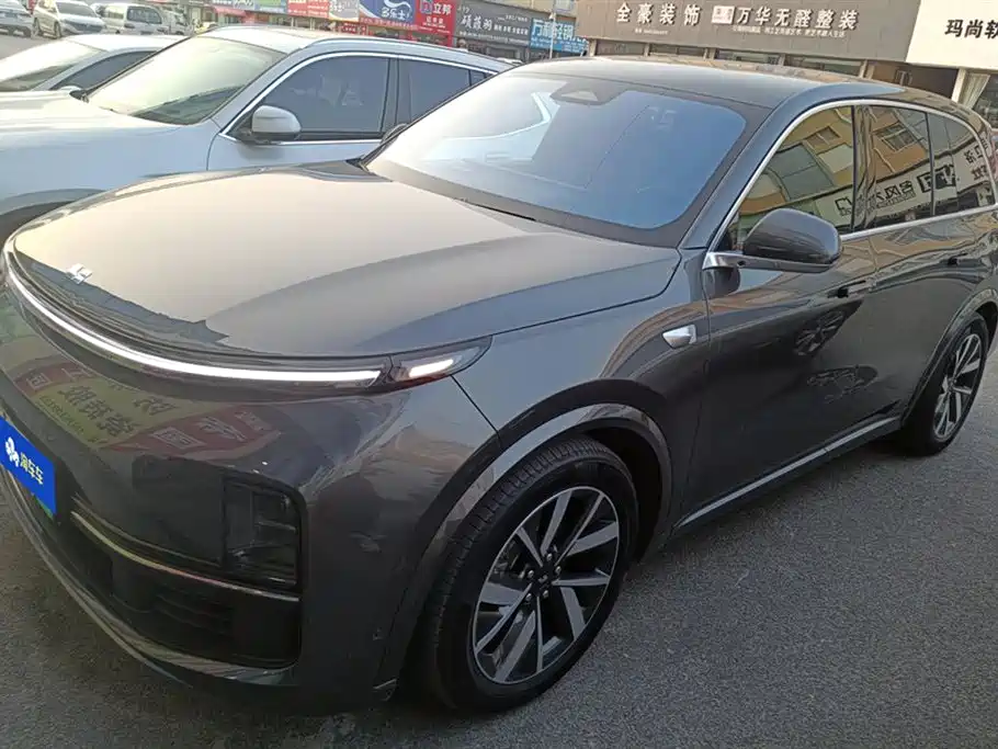 Li Auto Ideal L8