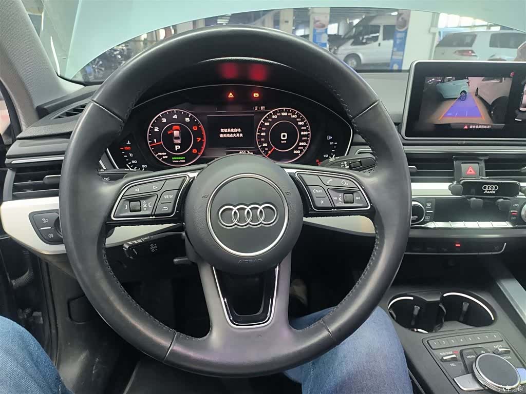 Audi A4L, 2019 3