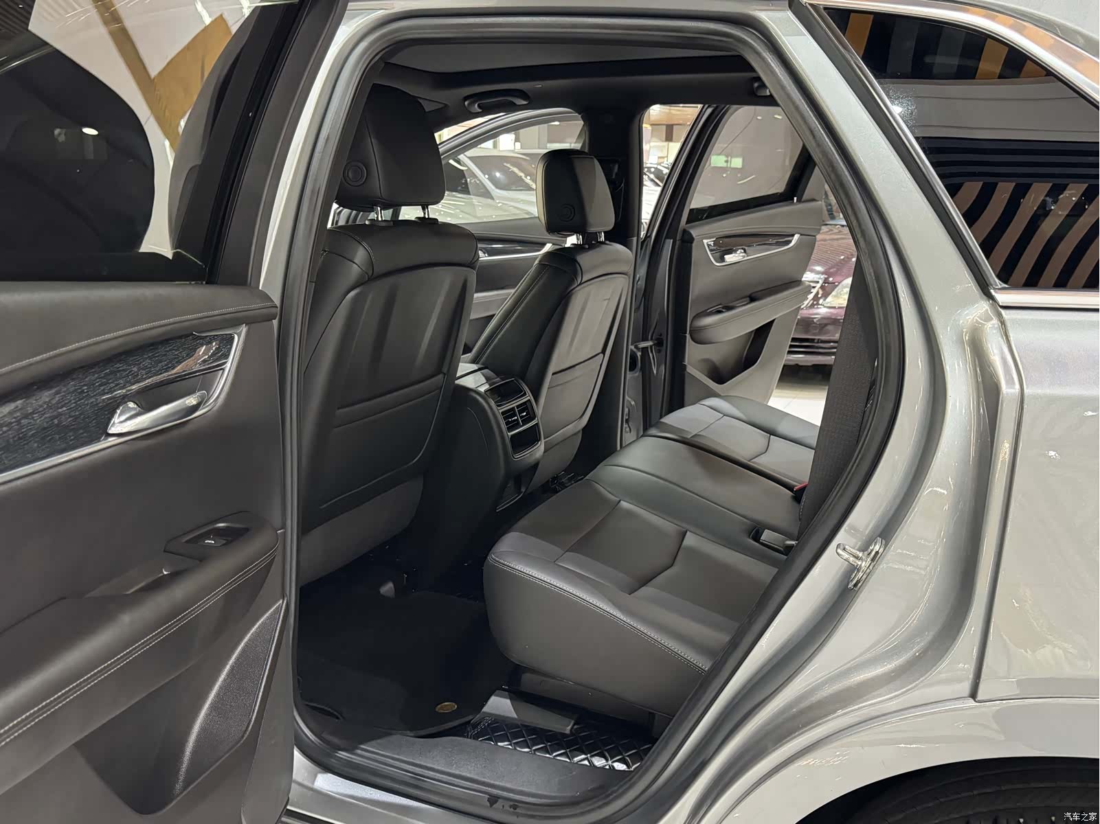 Cadillac XT5, 2023 22