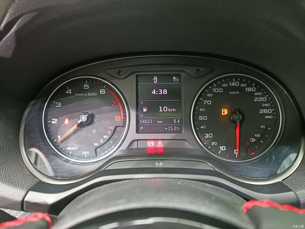 Audi Q2L, 2023 13