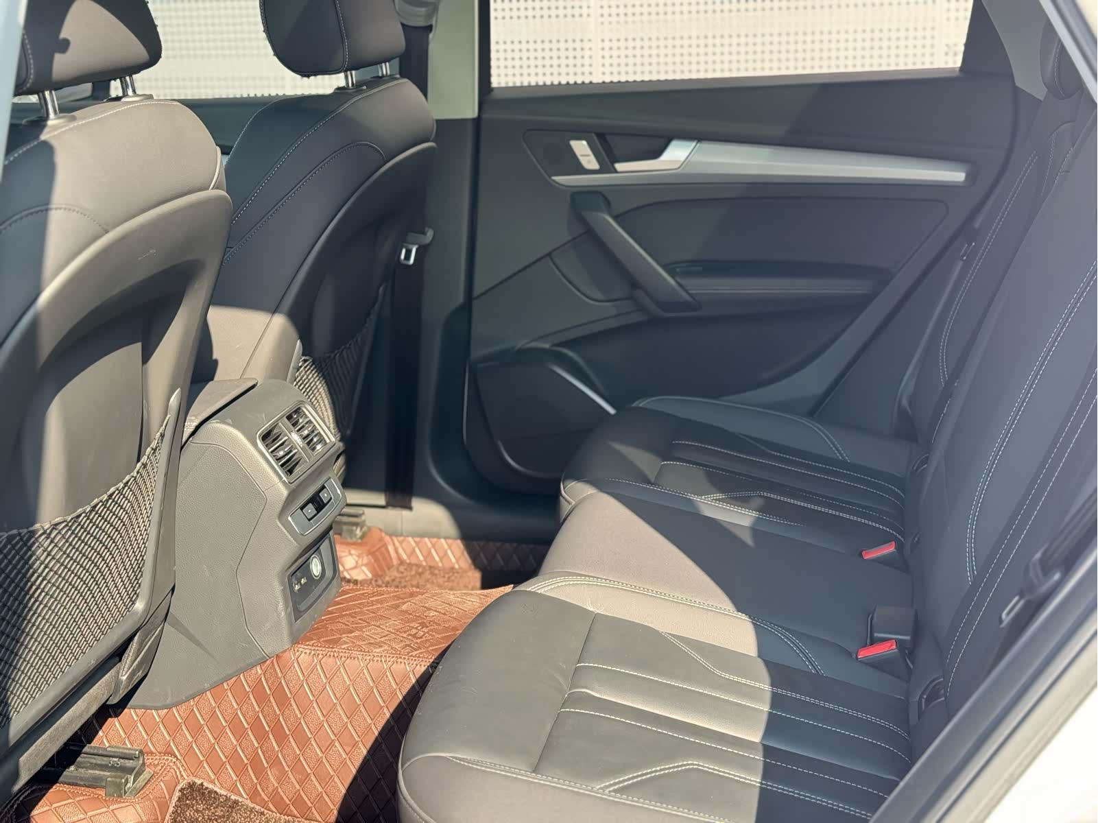 Audi Q5L, 2023 10