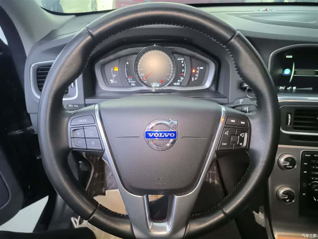 Volvo S60, 2016 11