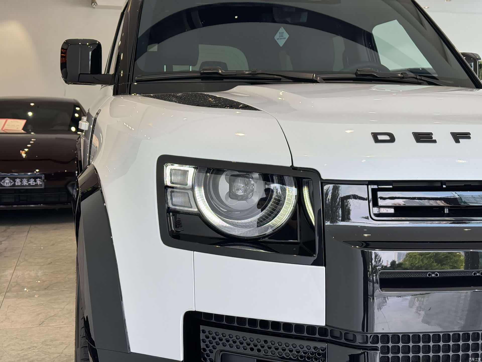 Land Rover Defender, 2025 3