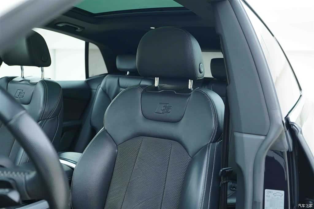 Audi Q8, 2020 14