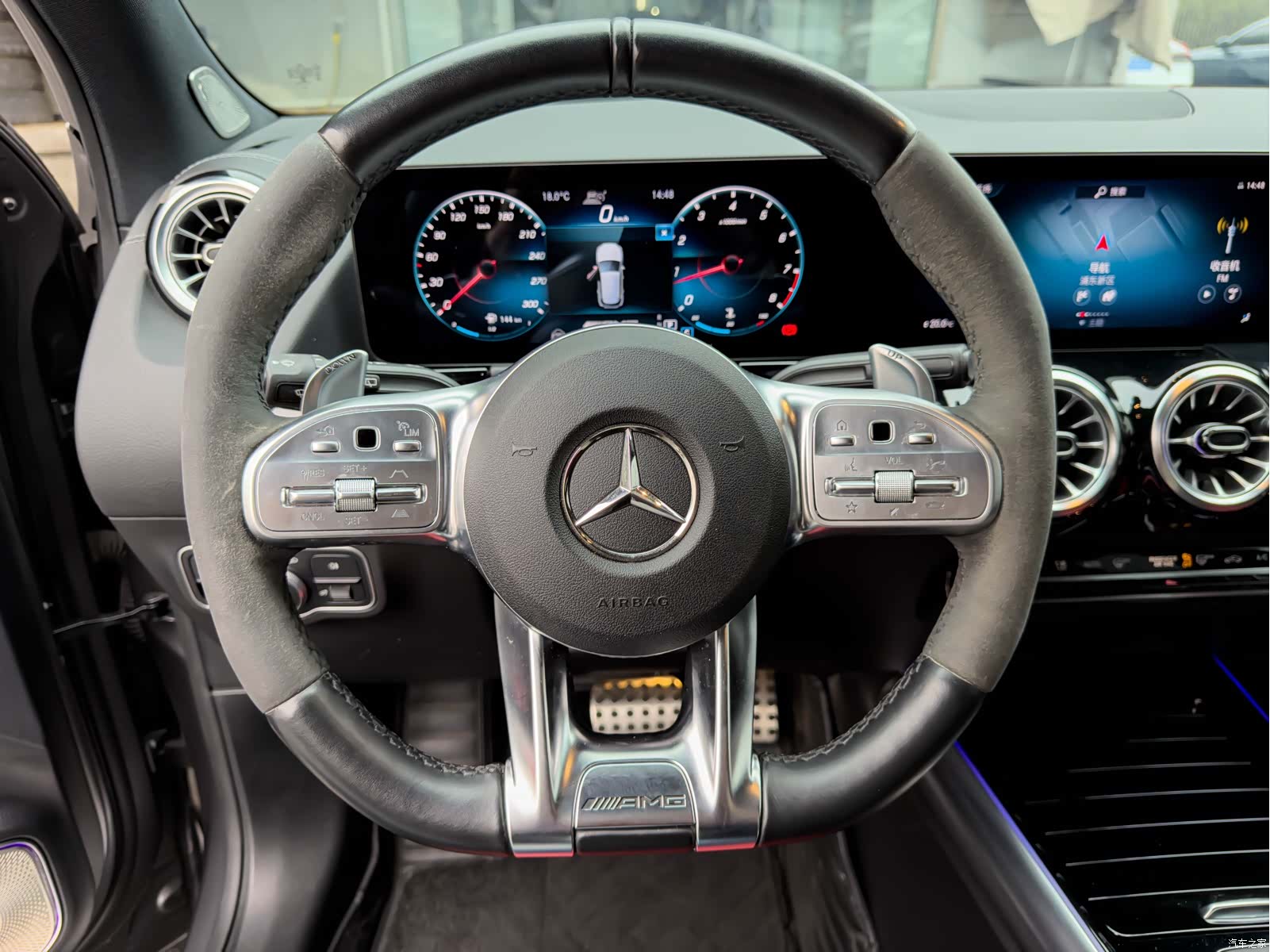 Mercedes-Benz GLA, 2023 14