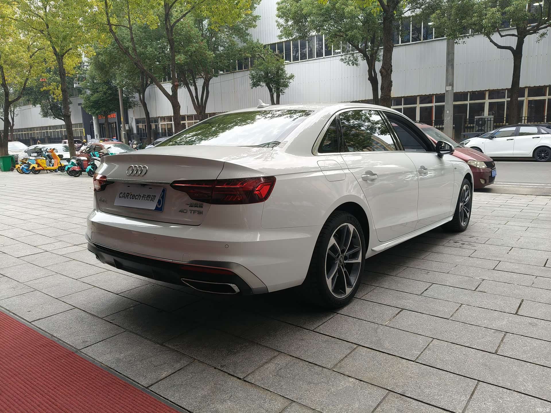 Audi A4L, 2025 3