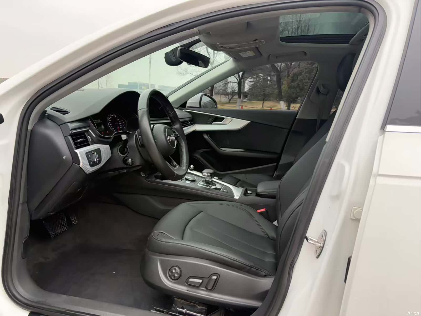 Audi A4L, 2017 4