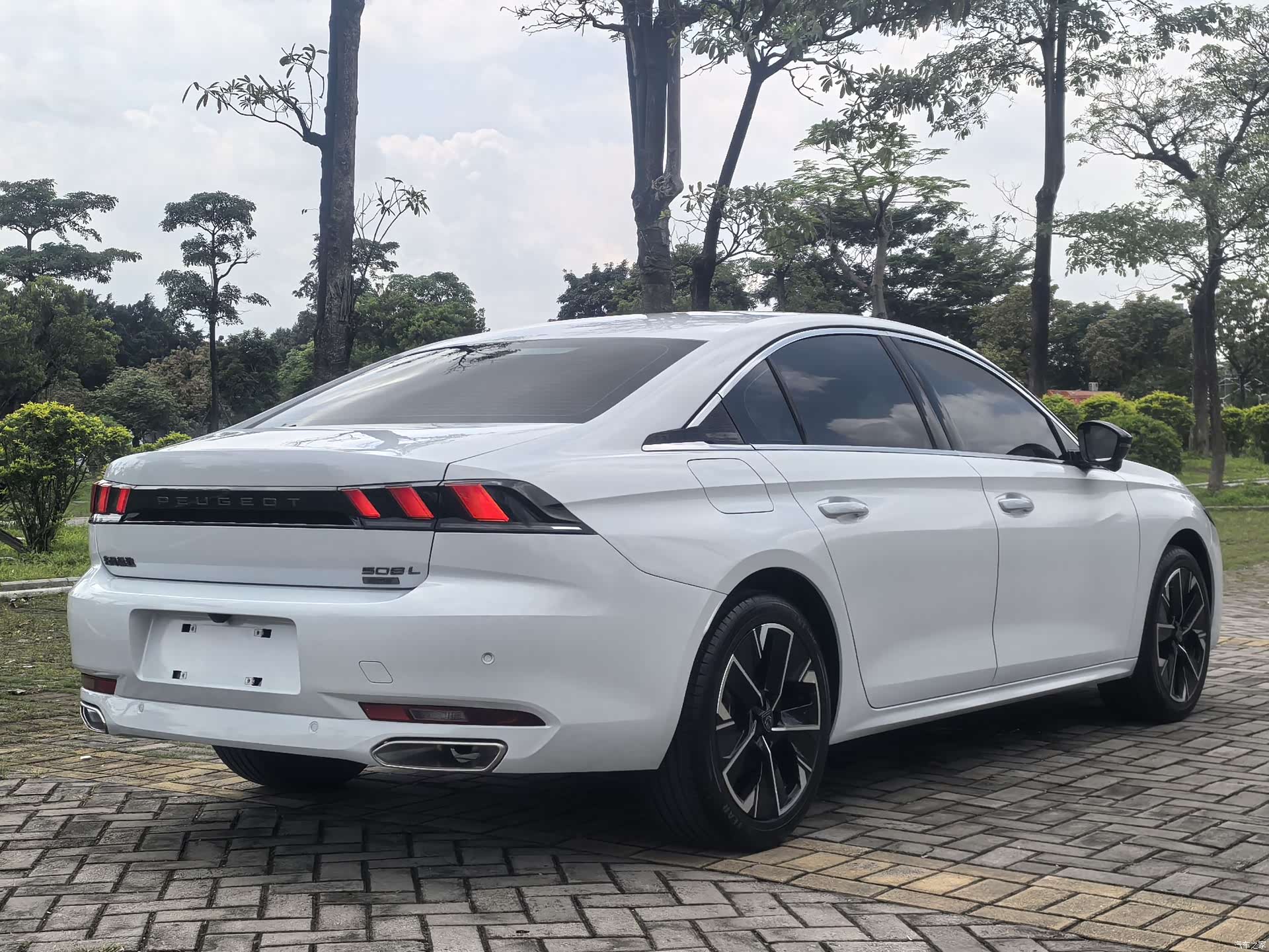 Peugeot 508L, 2024 6