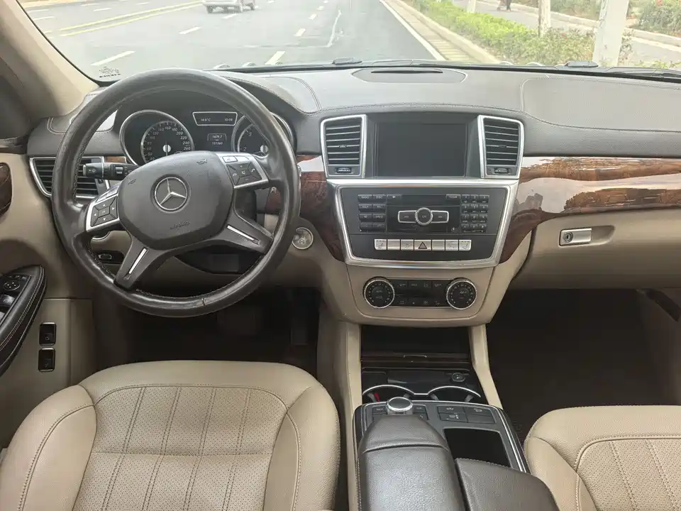 Mercedes-Benz GL grade