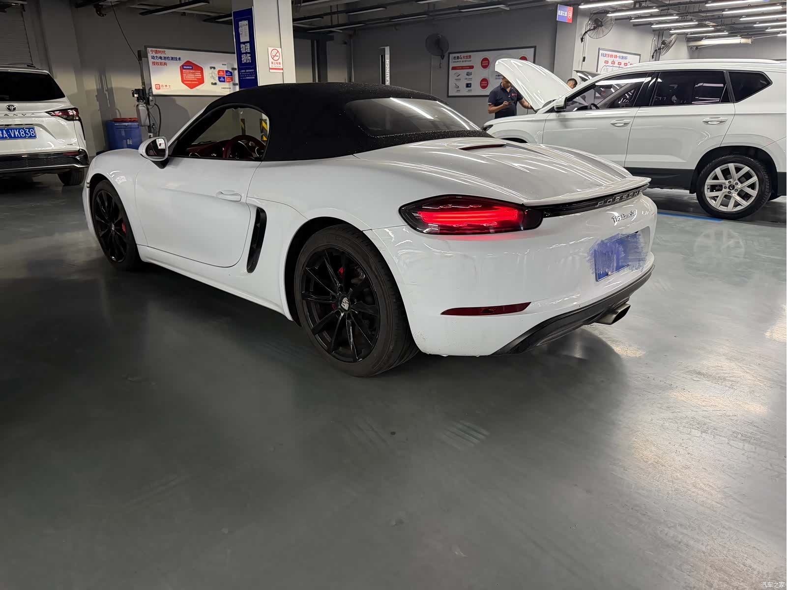 Porsche Boxster, 2018 4
