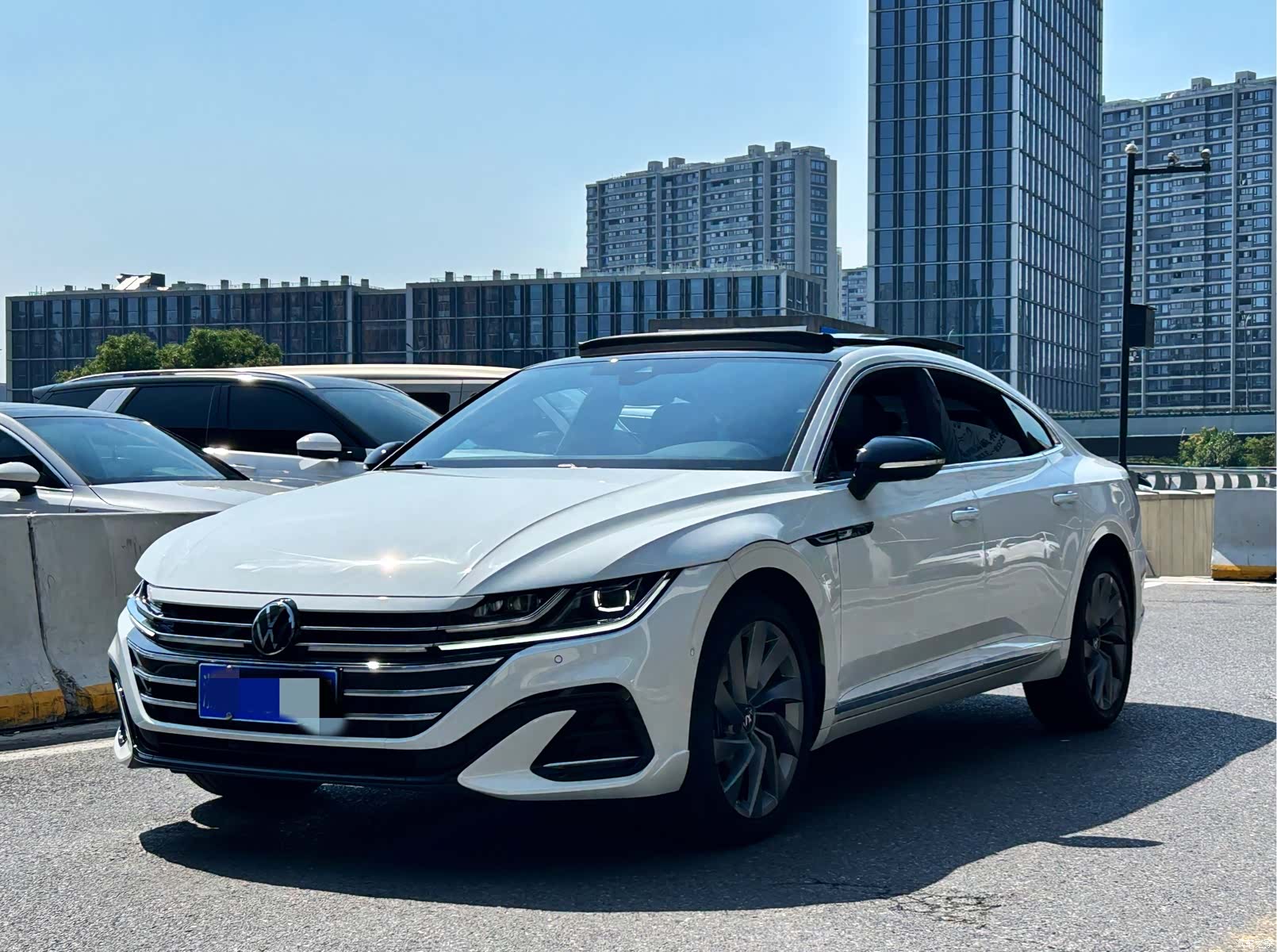 Volkswagen CC, 2025 1