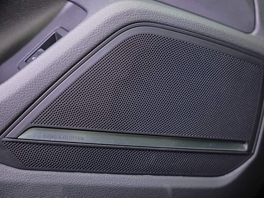Audi A6L 2023, фото 18