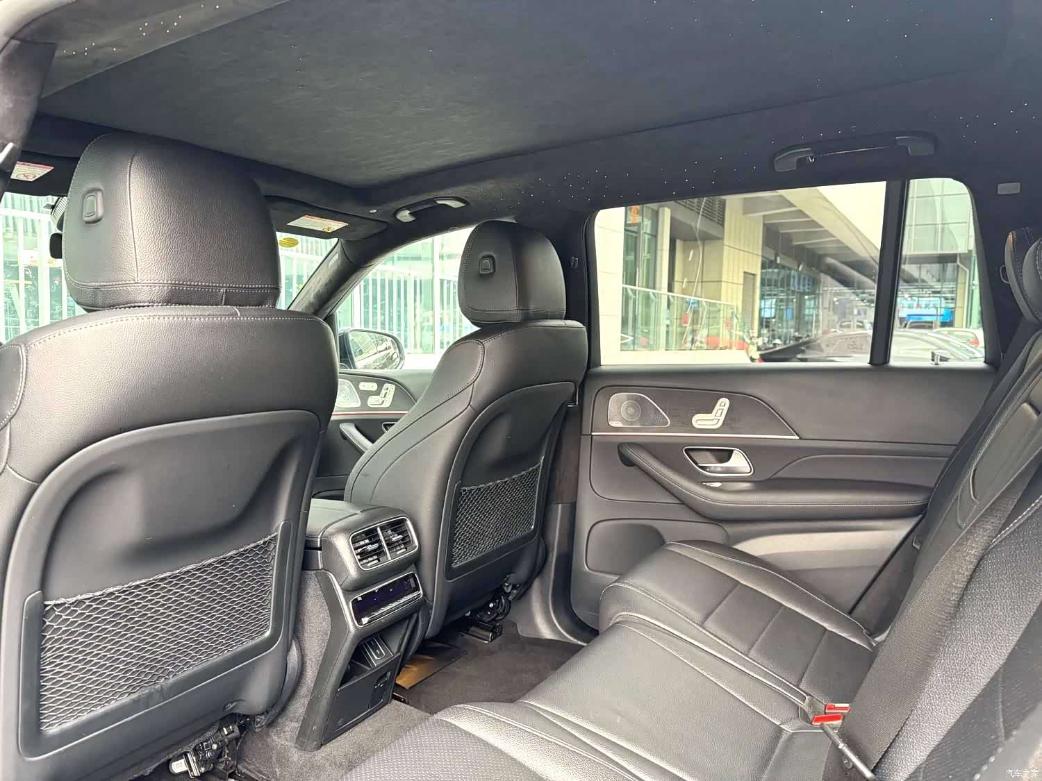Mercedes-Benz GLS, 2025 15
