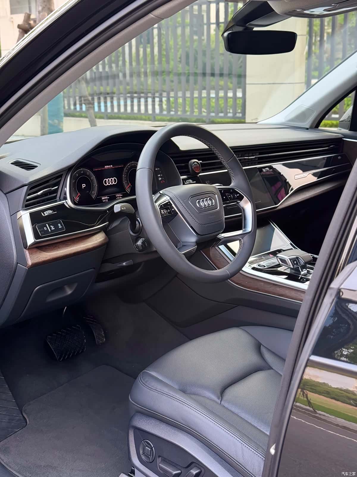 Audi Q7, 2023 6