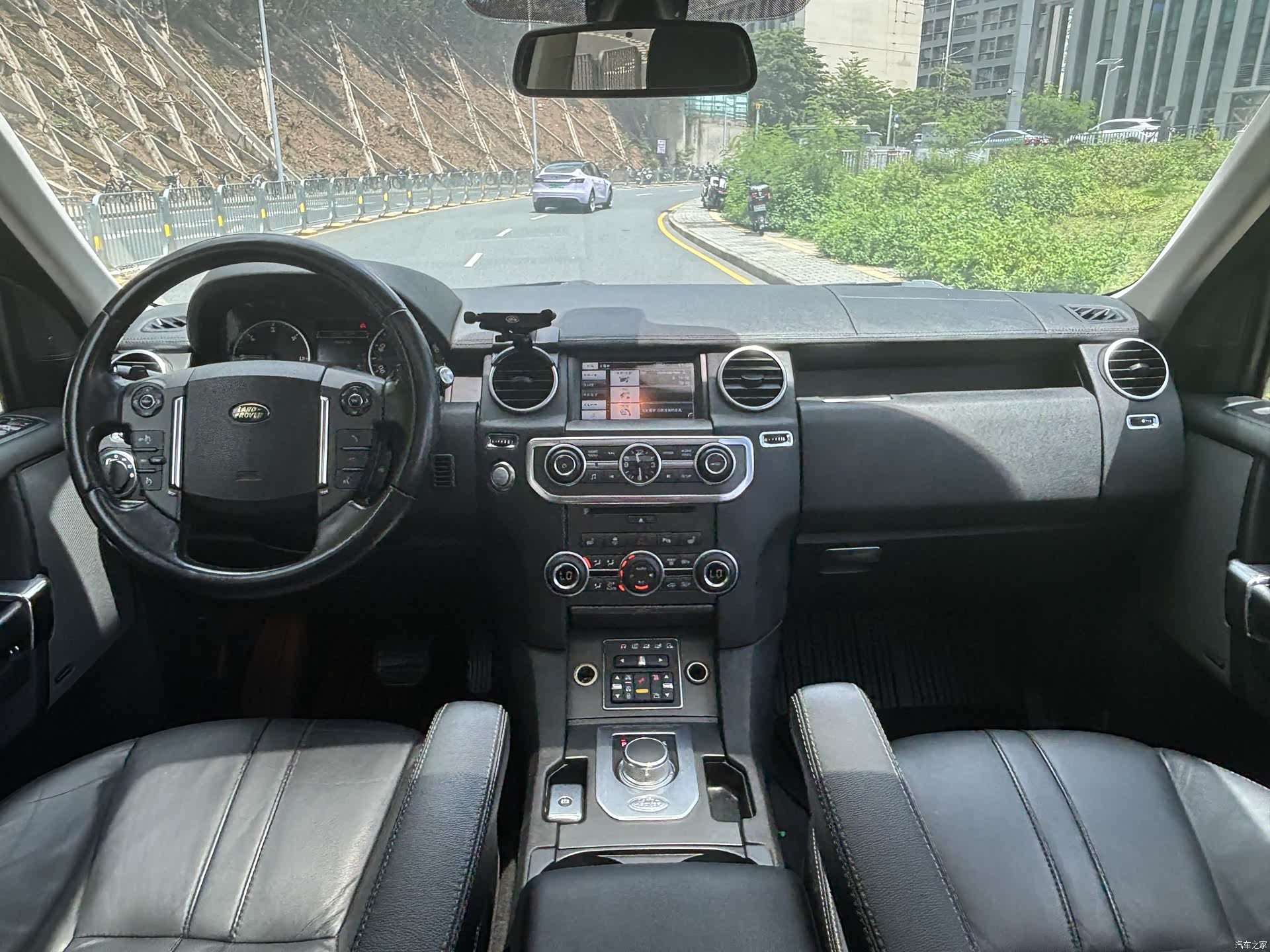 Land Rover Discovery, 2014 9