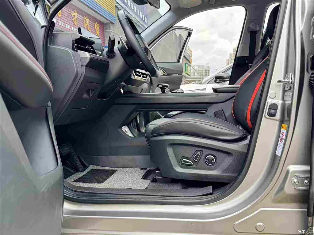 Changan Z6, 2022 11