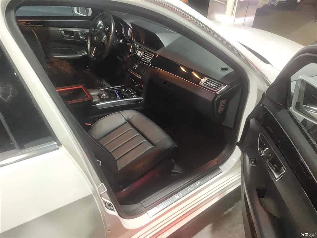 Mercedes-Benz E-Class, 2015 25