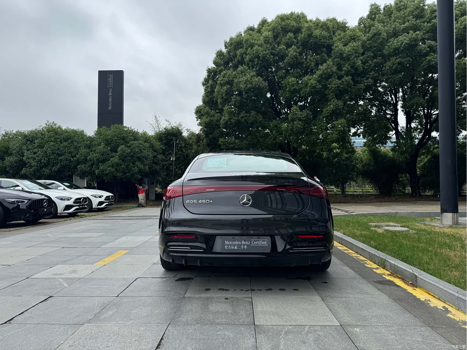 Mercedes-Benz EQS, 2024 16