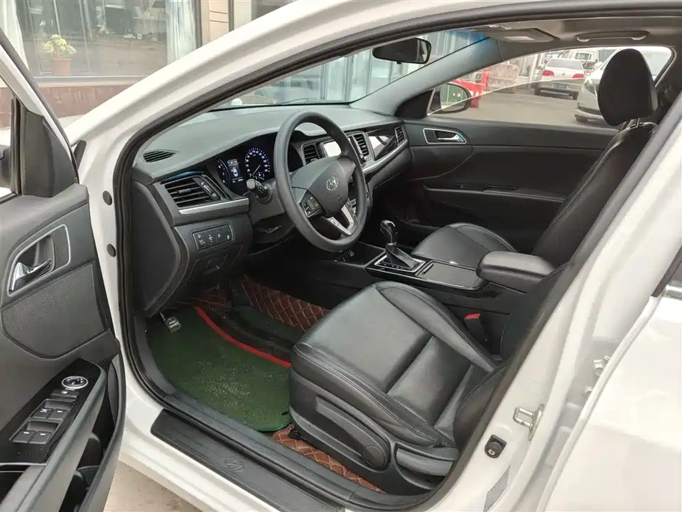 Hyundai Name picture