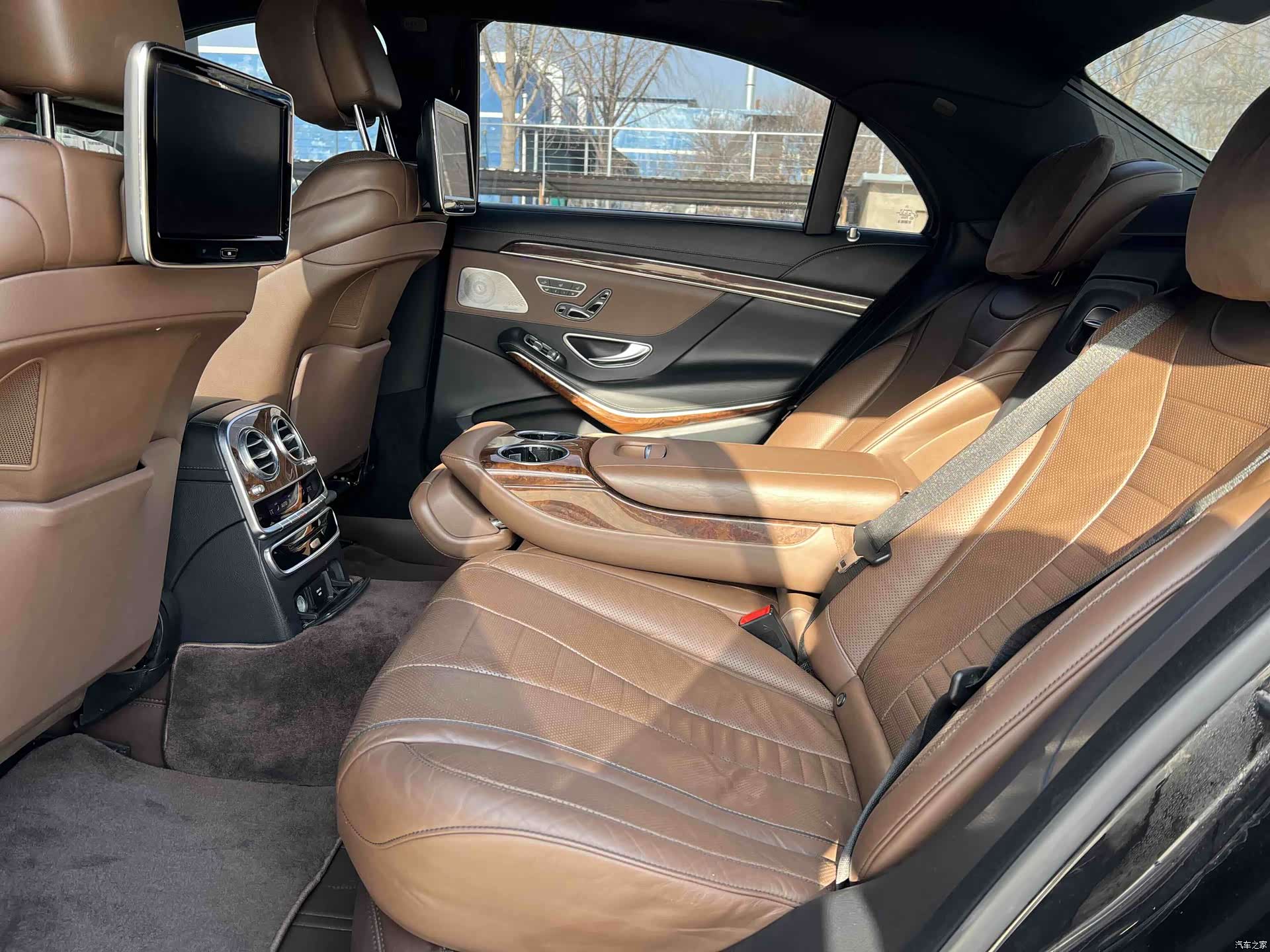 Mercedes-Benz S-Class, 2015 14