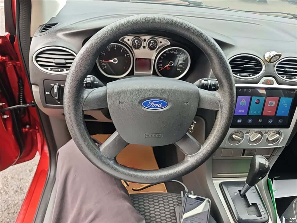 Ford Focus, 2016 11