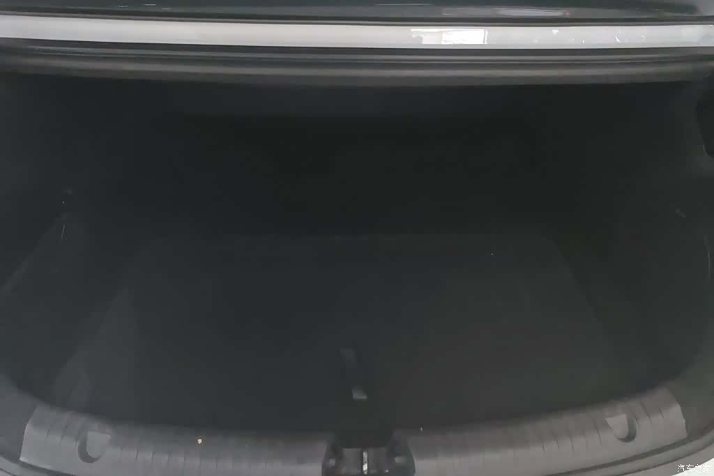 BYD Seal, 2022 4