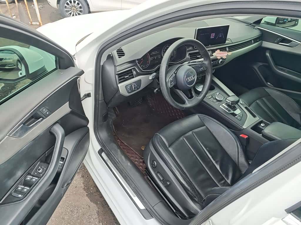 Audi A4L, 2017 16