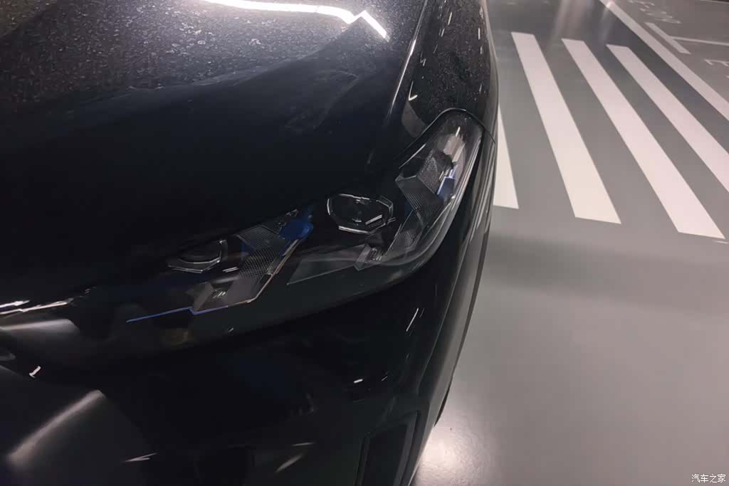 BMW X5, 2025 все фото