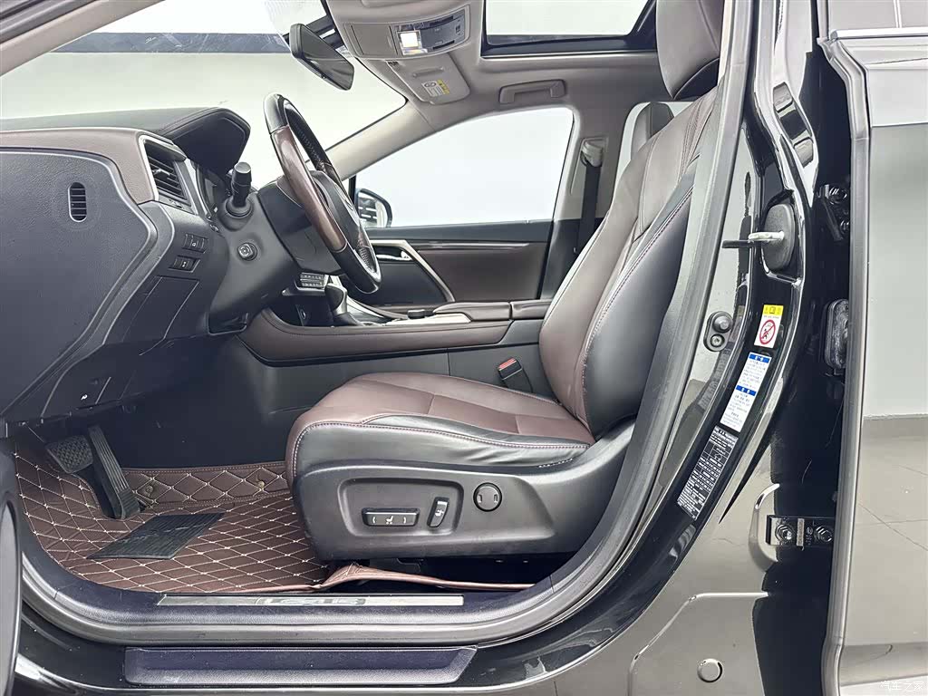 Lexus RX, 2017 6
