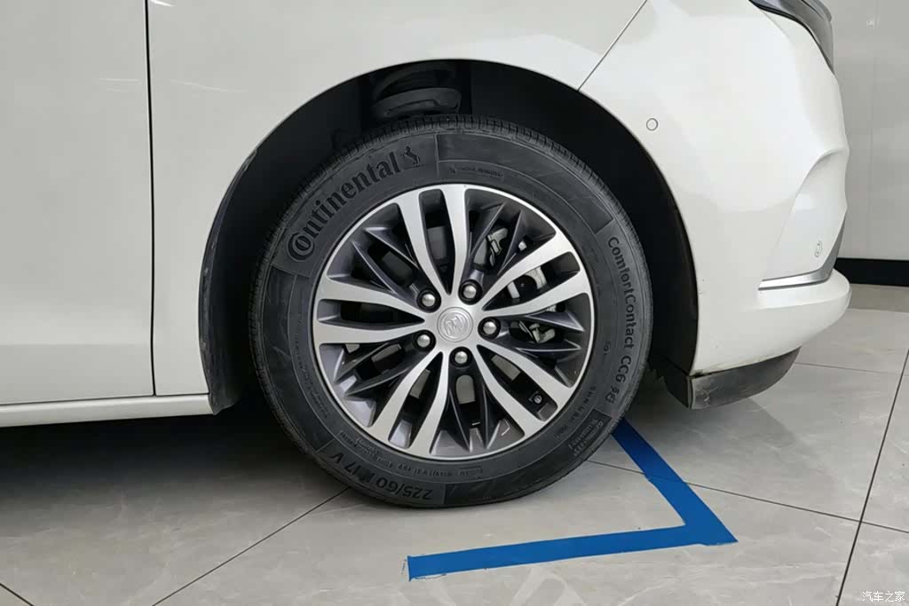 Buick GL8, 2021 6