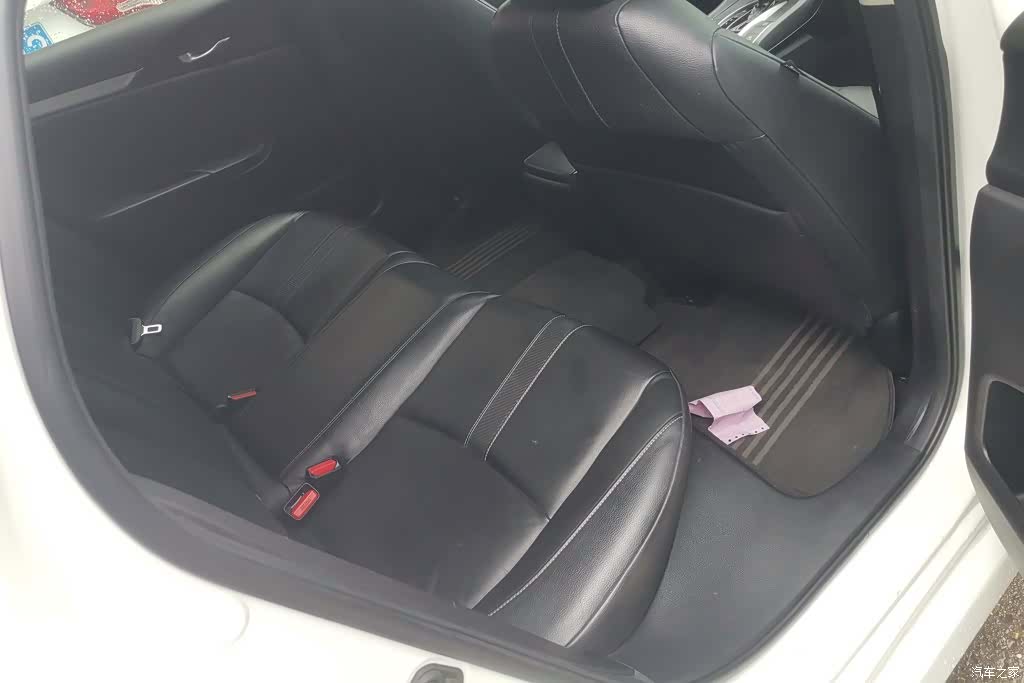 Honda Civic, 2016 11