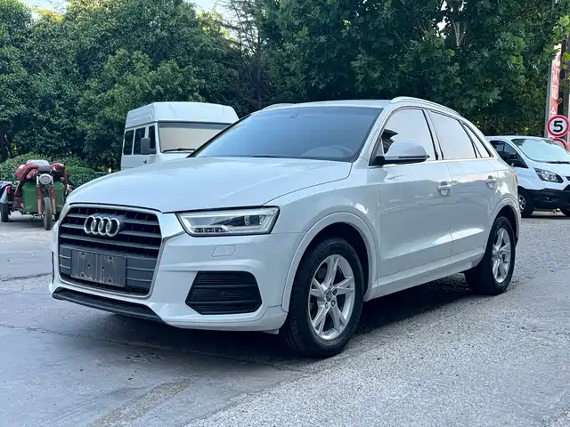 Audi Q3 2018 — купить из Китая под заказ